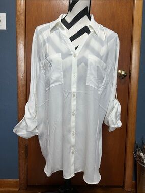 Maurices White Button-Down Shirt
